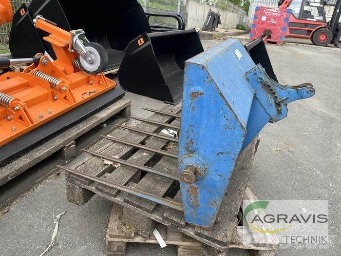 Frost DUNGGABEL GR. 3 Egyéb traktor tartozékok