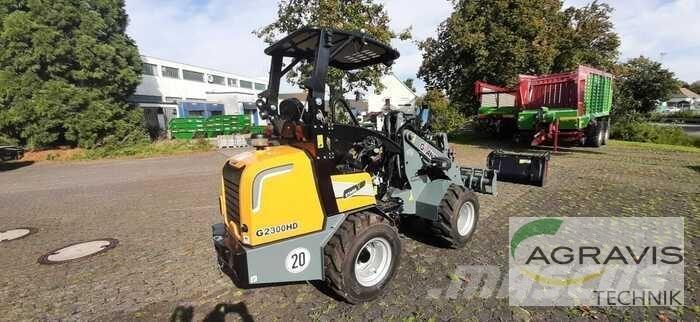 GiANT G2300 HD Gumikerekes homlokrakodók