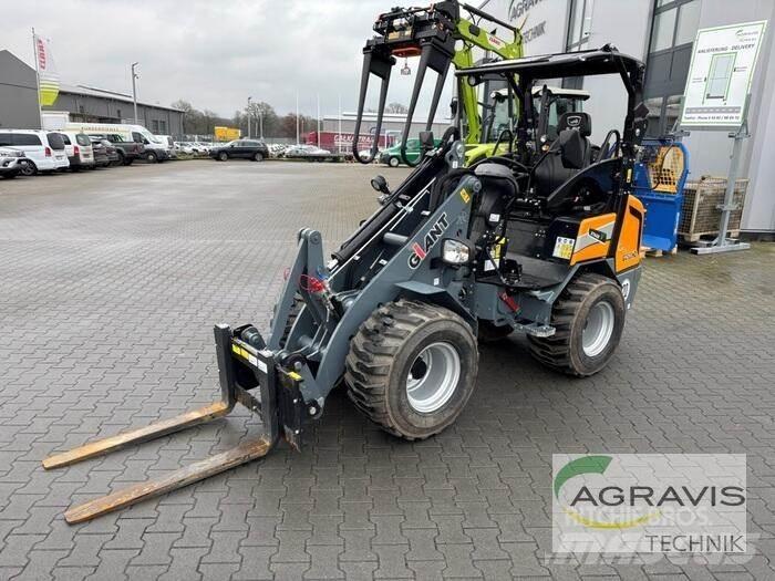 GiANT G2500 HD Gumikerekes homlokrakodók