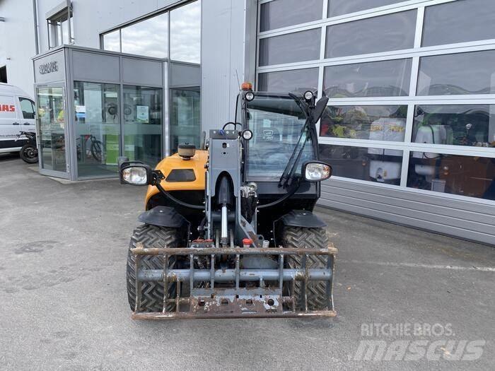 GiANT GT5048 Teleszkópos mezőgazdasági rakodók