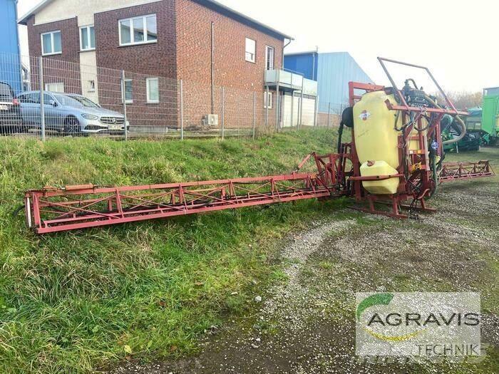 Hardi MEGA 1000 LTR. Vontatott trágyaszórók