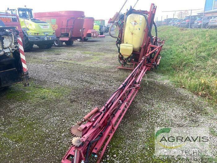 Hardi MEGA 1000 LTR. Vontatott trágyaszórók