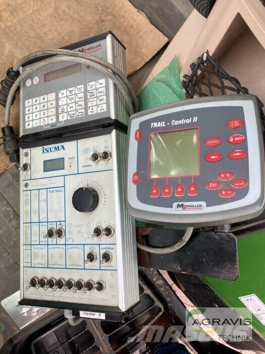 Inuma IAS 3024 Vontatott trágyaszórók