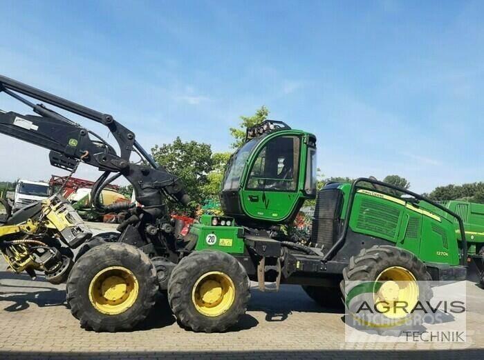 John Deere 1270 E Kihordók