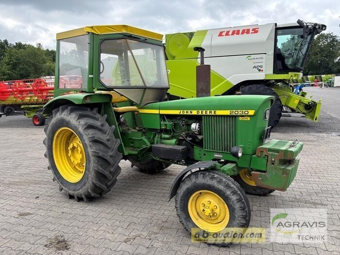 John Deere 2030 S Traktorok