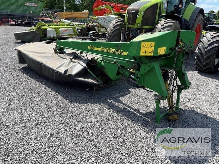 John Deere 331 Kaszák