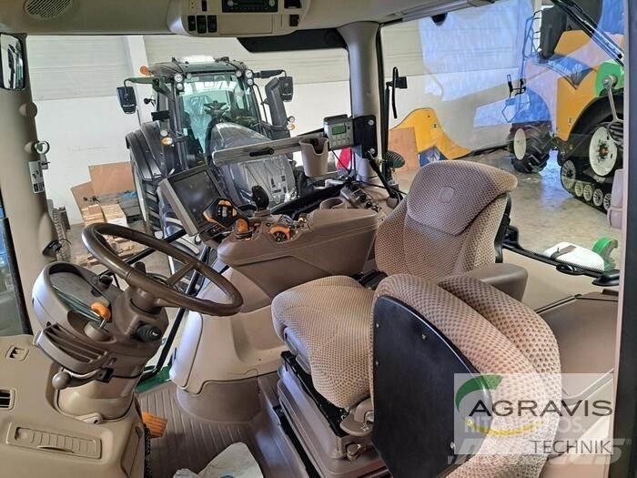 John Deere 6215 R Traktorok