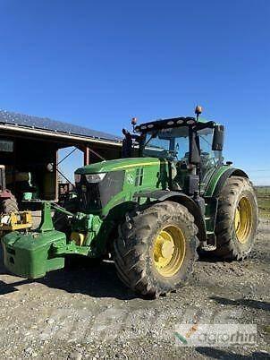 John Deere 6250R Traktorok