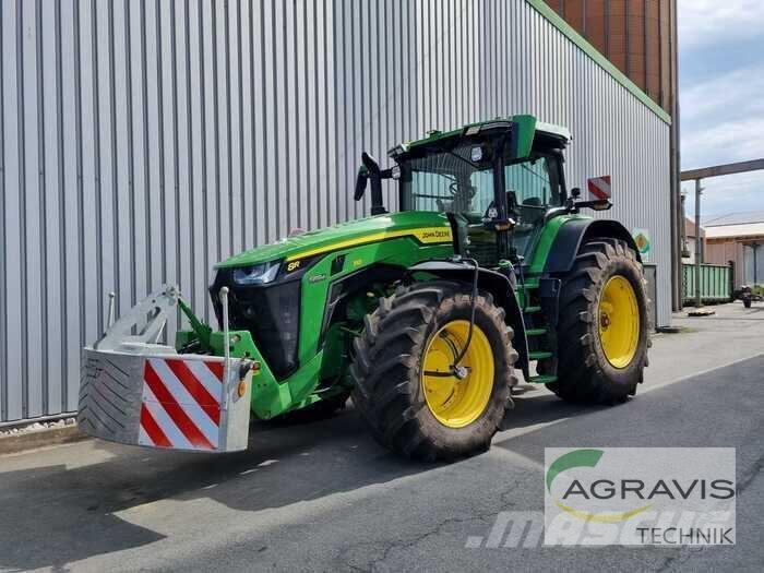 John Deere 8R 310 Traktorok