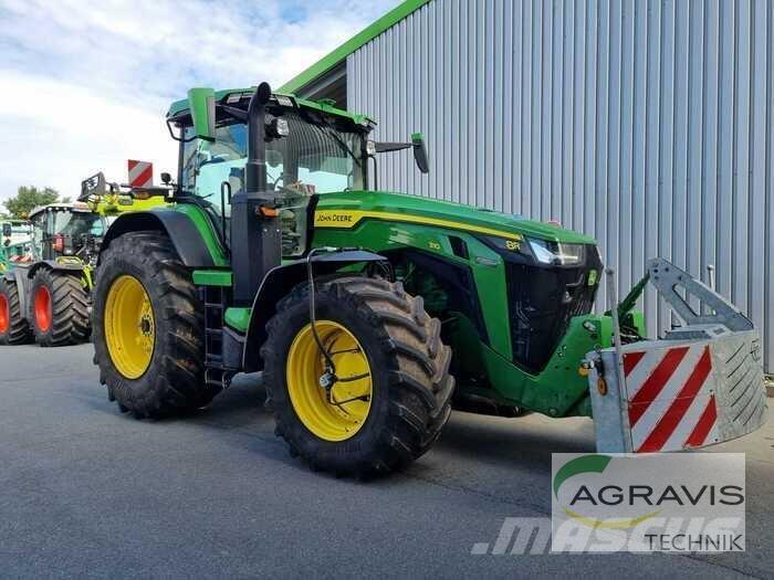 John Deere 8R 310 Traktorok