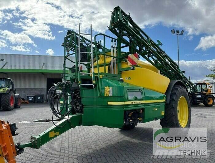 John Deere R 962I Vontatott trágyaszórók