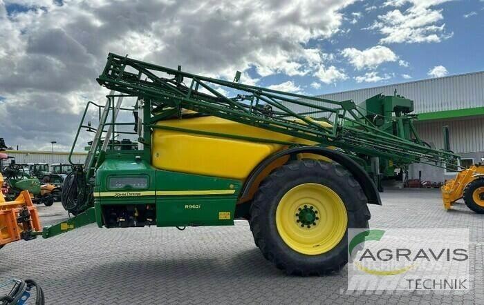 John Deere R 962I Vontatott trágyaszórók