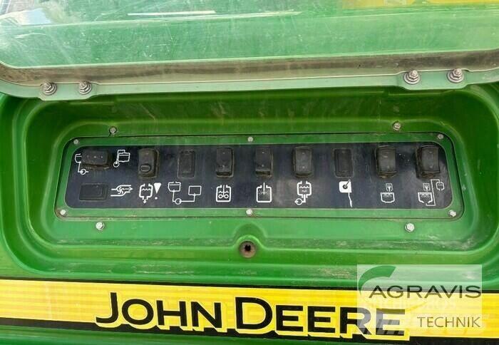 John Deere R 962I Vontatott trágyaszórók