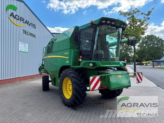 John Deere W 330 Kombájnok