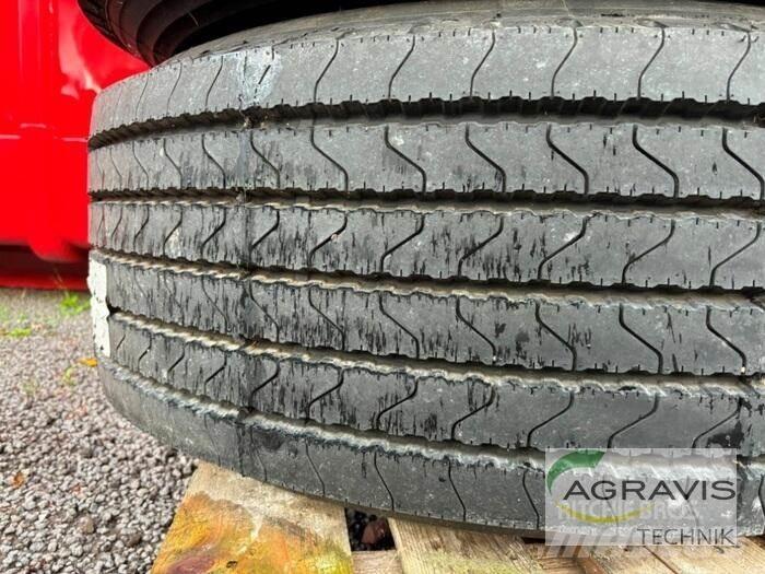  KR 425/65 R 22,5 Gumiabroncsok, kerekek és felnik