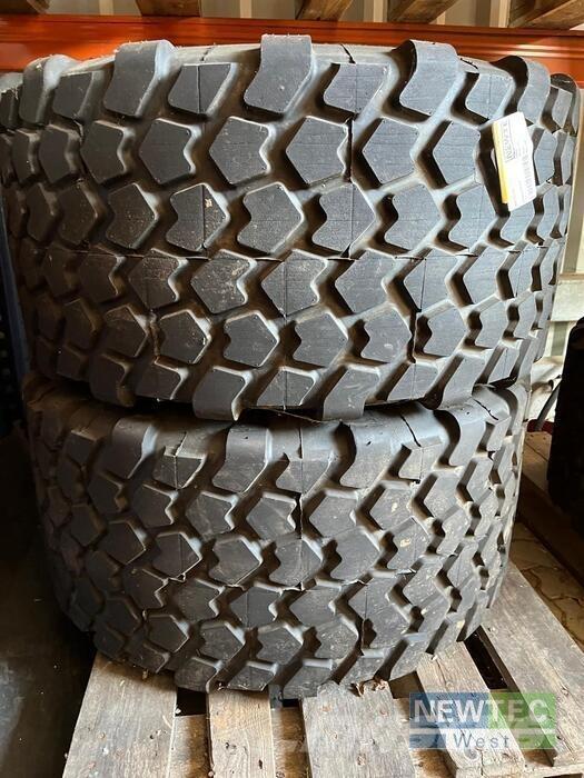  KR445/45R19.5 Gumiabroncsok, kerekek és felnik