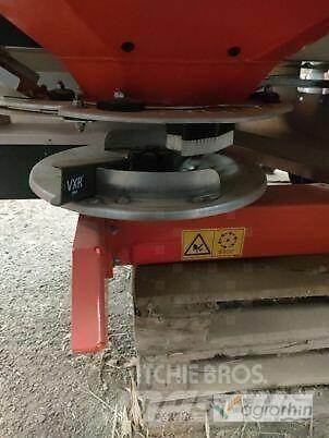 Kuhn Axis 20.2 M-EMC-W Műtrágyaszórók