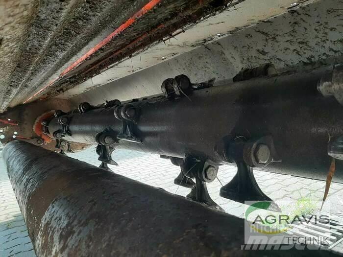Kuhn BP 8300 Fa hántoló, vágó, aprító