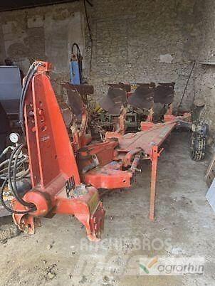 Kuhn VARIMASTER 123 Egyéb talajművelő gépek és berendezések