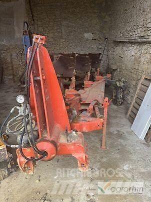 Kuhn VARIMASTER 123 Egyéb talajművelő gépek és berendezések