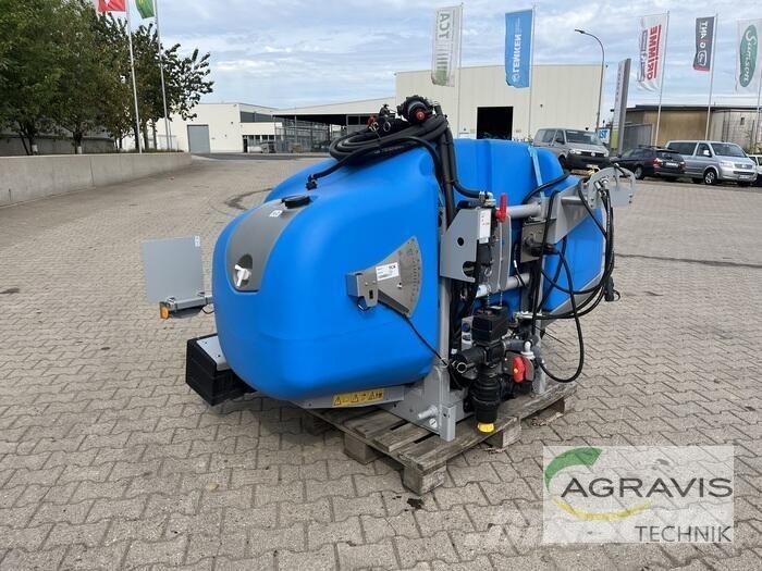 Lemken SPRAYHUB RD Vontatott trágyaszórók
