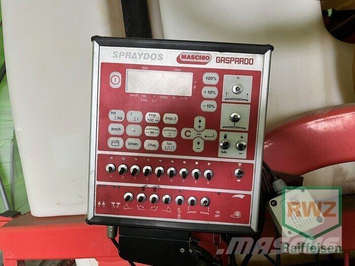Maschio Tempo 1200-18m Vontatott trágyaszórók