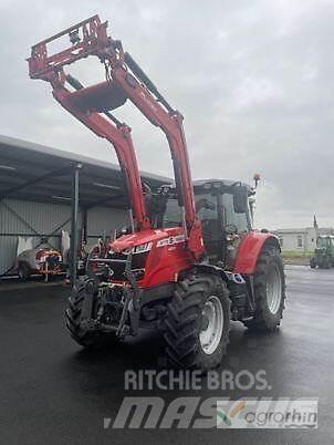 Massey Ferguson 6715S Traktorok