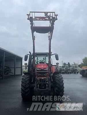 Massey Ferguson 6715S Traktorok