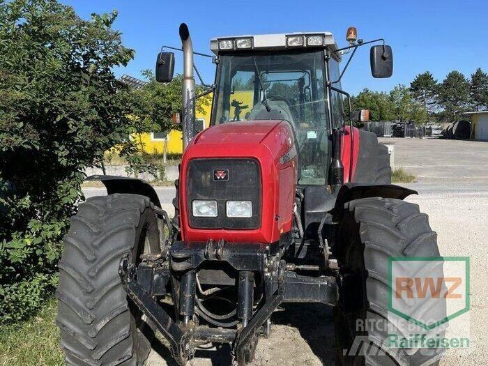 Massey Ferguson 8250-4 Traktorok