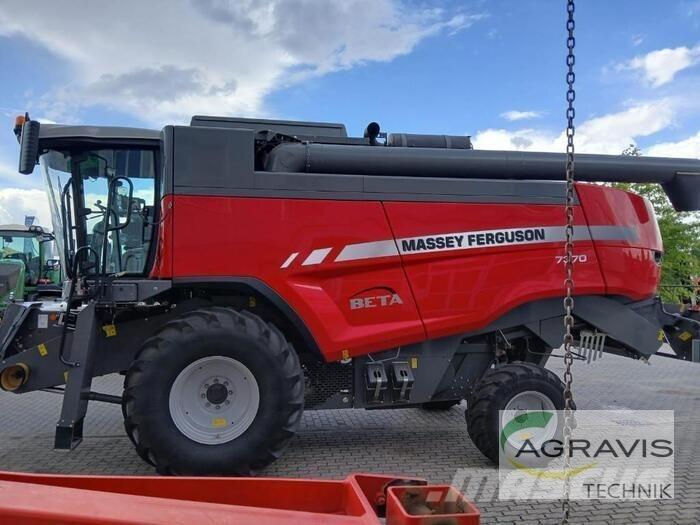Massey Ferguson MF7370 Kombájnok