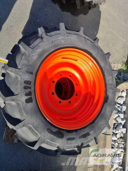 Mitas 320/70 R24 Gumiabroncsok, kerekek és felnik