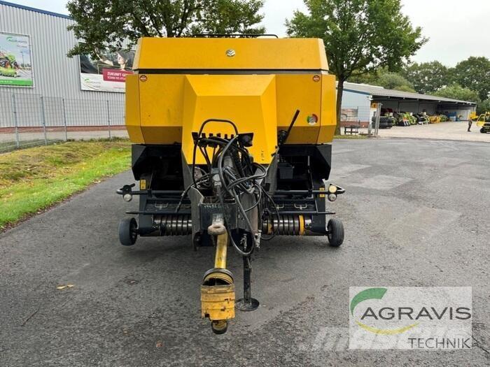 New Holland BB 940 Szögletes bálázók