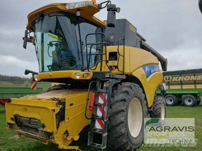 New Holland CR 9060 Kombájnok