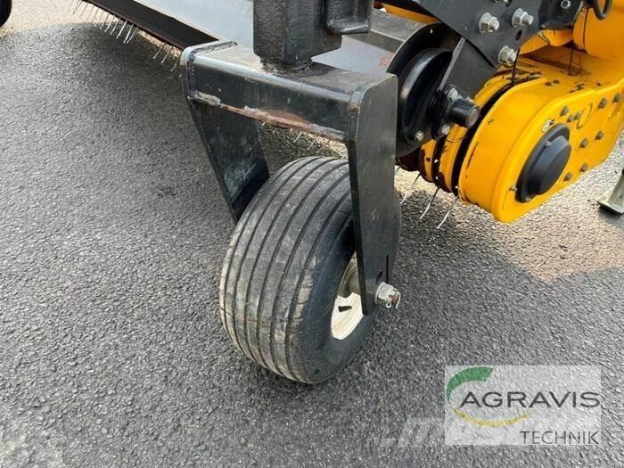 New Holland PICK UP széna- és takarmánygép tartozékok