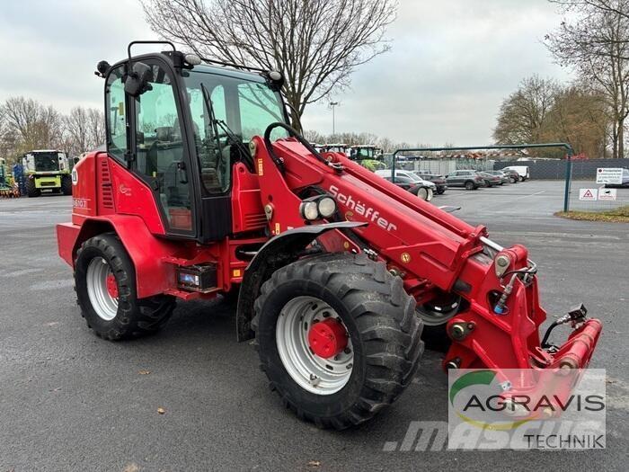 Schäffer 8610 T Teleszkópos mezőgazdasági rakodók