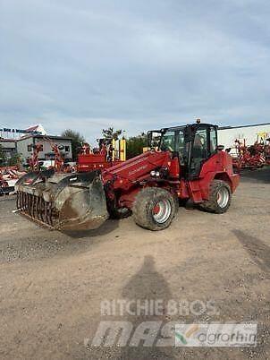 Schäffer 9630T Gumikerekes homlokrakodók