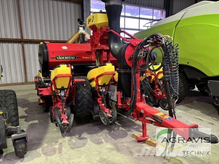 Väderstad TEMPO TPF 8 Sorvetőgép