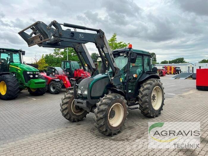 Valtra A 83 H Traktorok