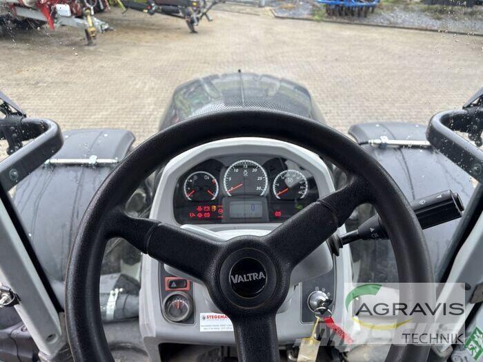 Valtra N 174 V Traktorok