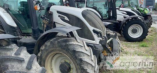 Valtra N135D Traktorok