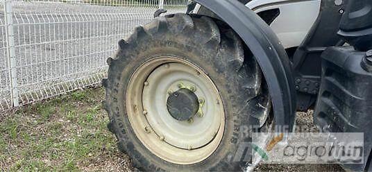 Valtra N135D Traktorok