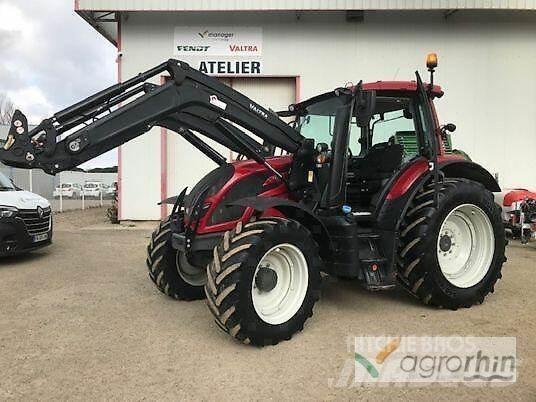 Valtra N154D Traktorok