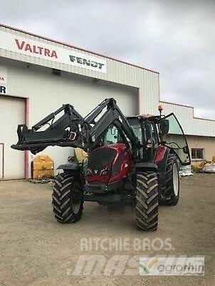 Valtra N154D Traktorok