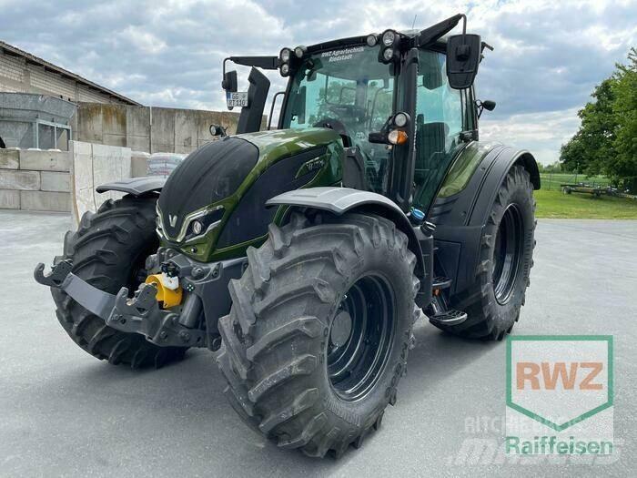 Valtra N175A Traktorok