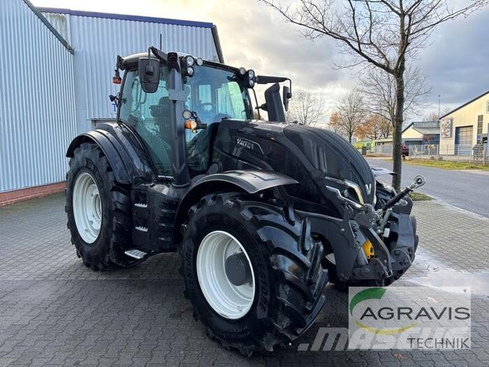 Valtra T 235 D Traktorok