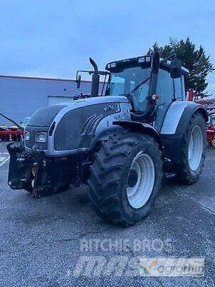 Valtra T172 HITECH Traktorok