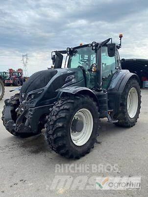 Valtra T234 VERSU Traktorok