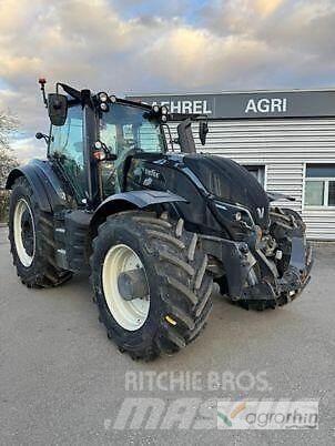 Valtra T254V Traktorok
