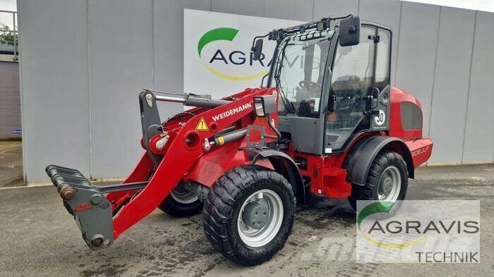 Weidemann 3080 Gumikerekes homlokrakodók