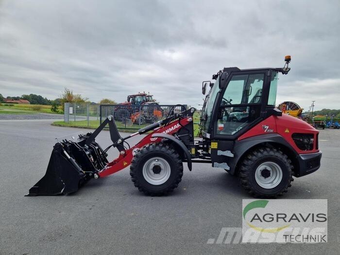 Yanmar V 7 Gumikerekes homlokrakodók